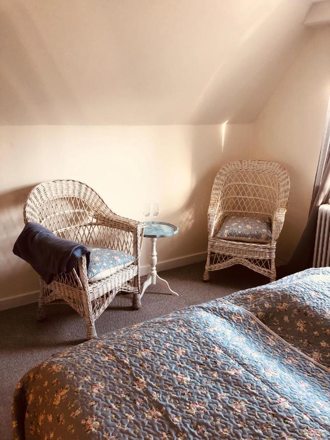 Den Gamle Apotekergaard Bed & Breakfast Hong Exterior photo